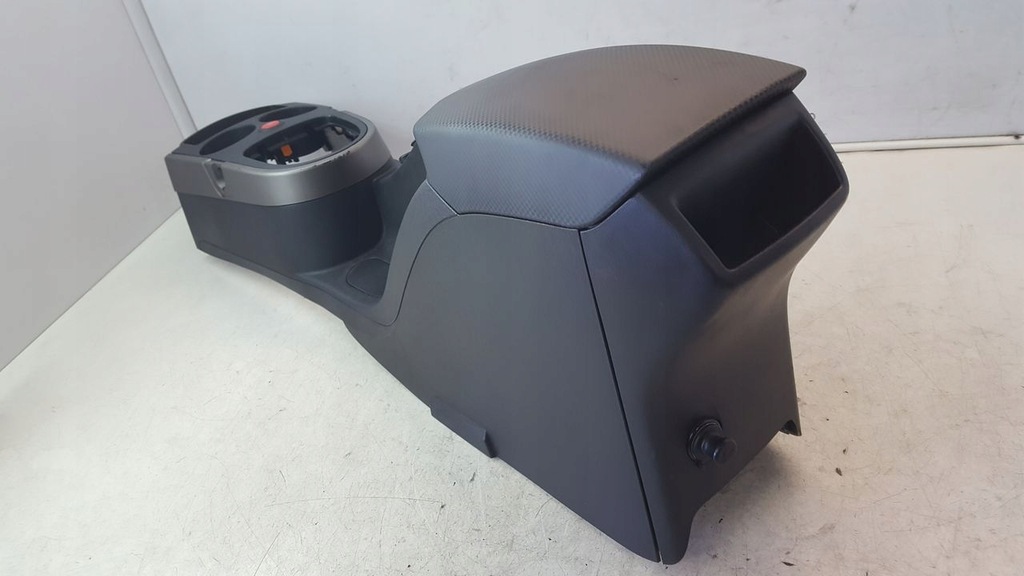 фото №8, Підлокітник seat toledo iii