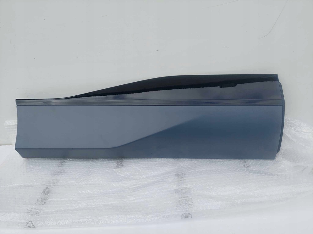 фото №1, Jaguar i-pace молдинг дверь правая задняя задняя nowa оригинальный номер