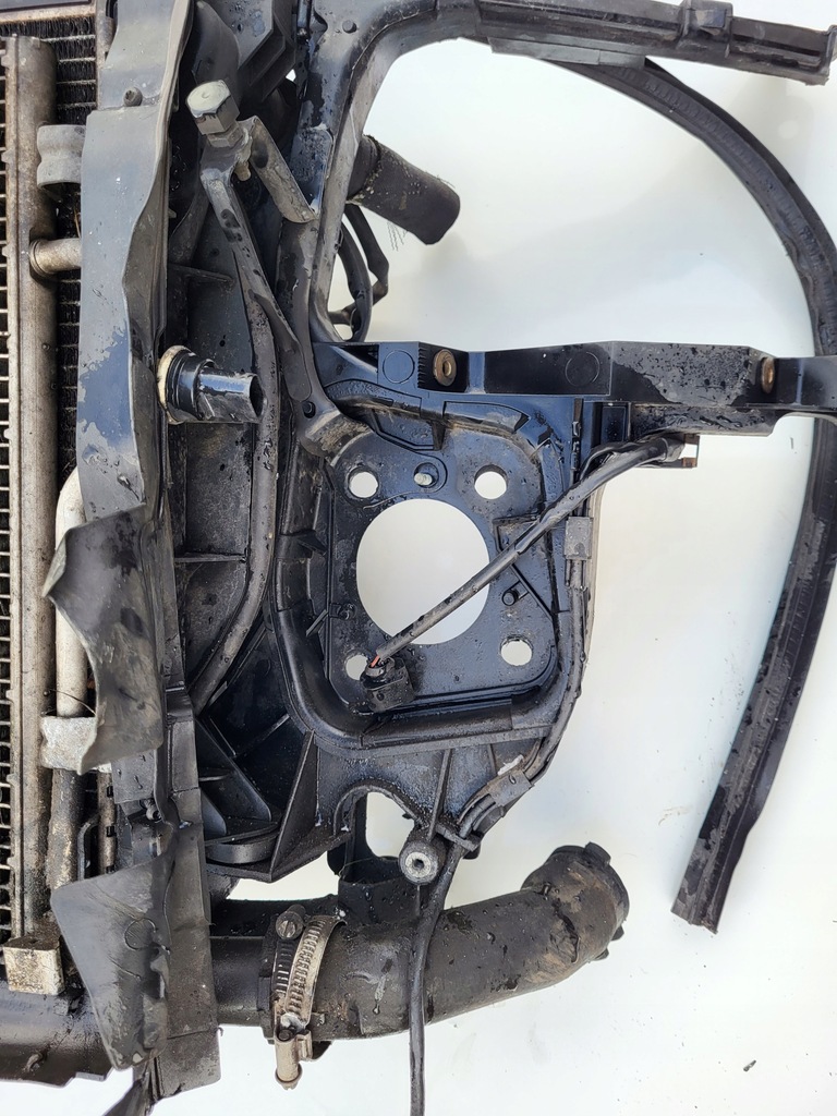 фото №8, Pas передний радиатор audi a4 b6 2.5 tdi комплект