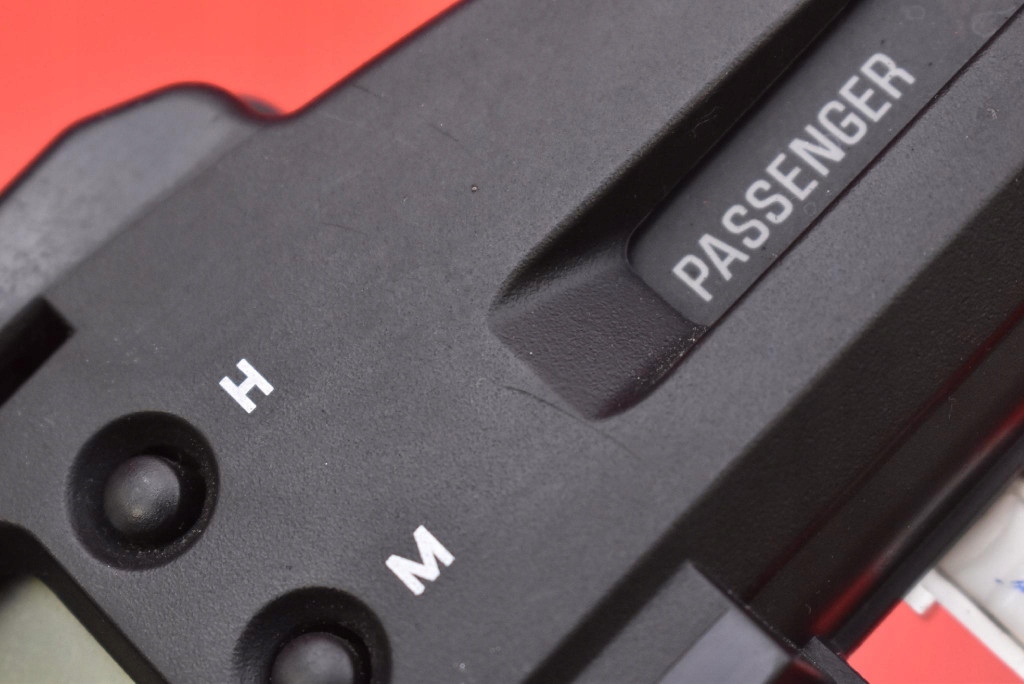 Дисплей 8750a107 mitsubishi eclipse 4 iv 4g 06-09 в Украине