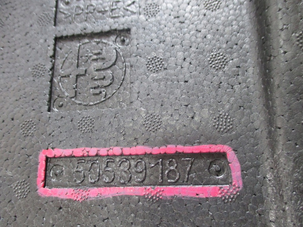 фото №3, Вкладиш багажника пінопласт alfa romeo stelvio 50539187