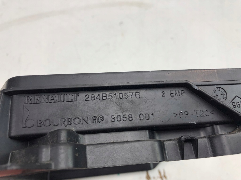 фото №4, Renault megane iv захист запобіжників 284b51057