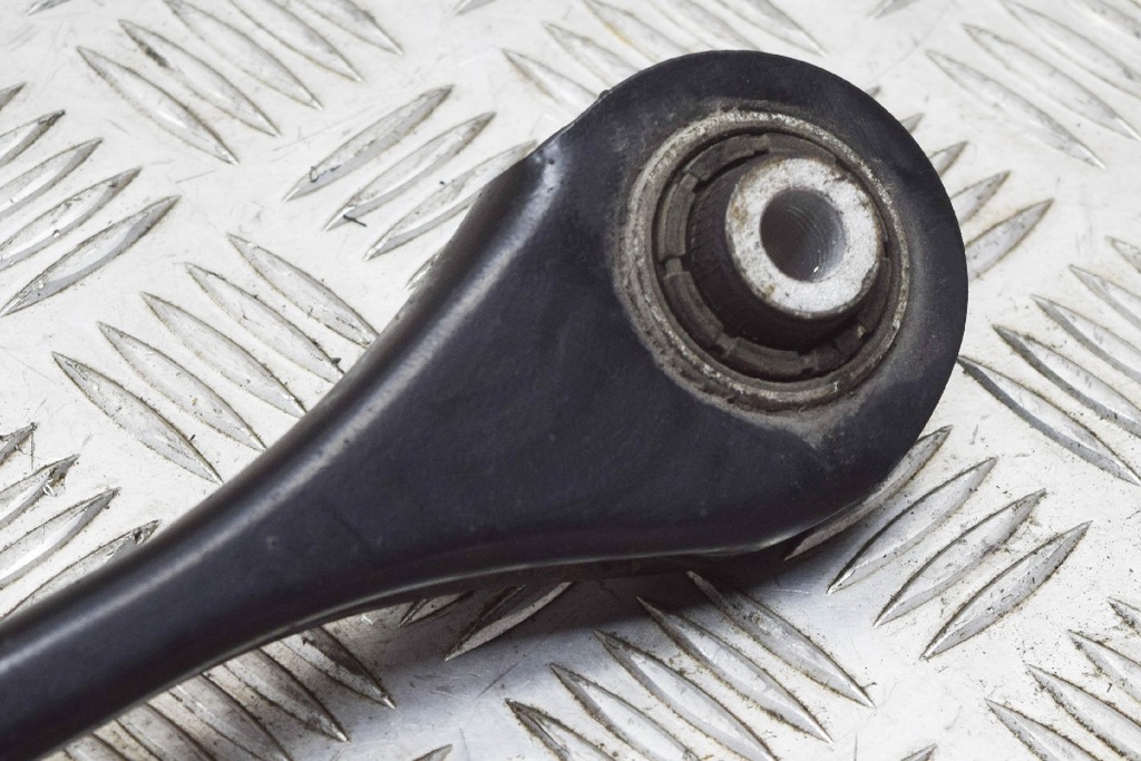 фото №5, Audi s3 8v задний правый рычаг 5q0501529c 2.0 бензин 210kw 2015