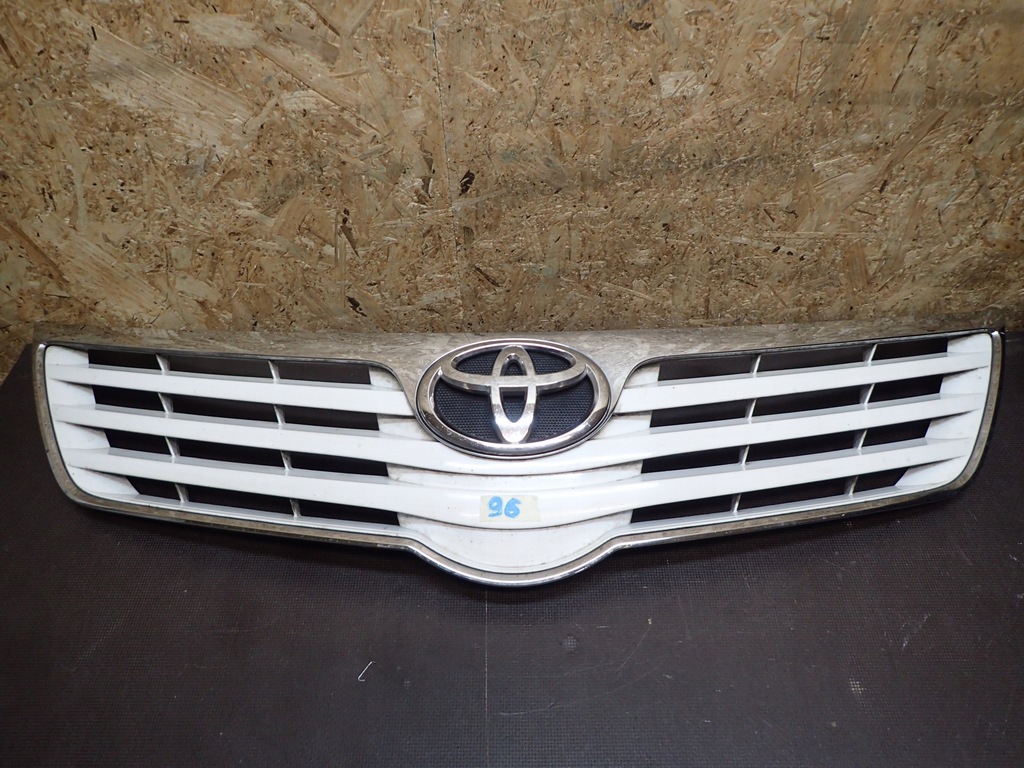 фото №1, Решётка радиатора решётка радиатора toyota avensis 08-