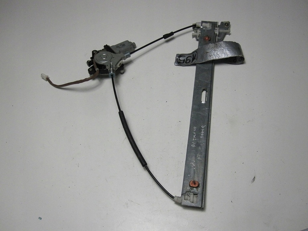 фото №6, Подъемник окон перед p mazda premacy 01r 111 el