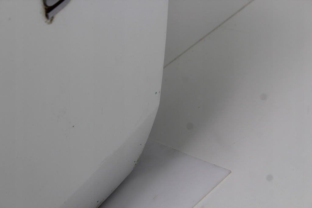 фото №13, Кришка багажника багажника задня suzuki swift mk6 05-08r 26u