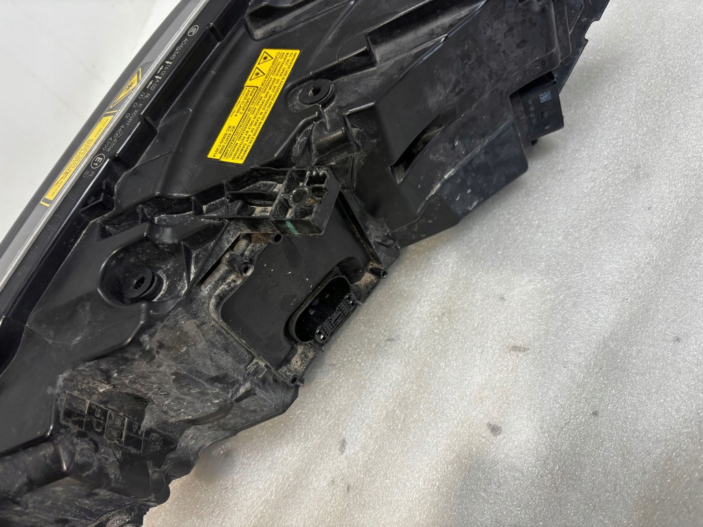 фото №10, Audi a8 s8 d5 2019 перед сторона права лампа передня