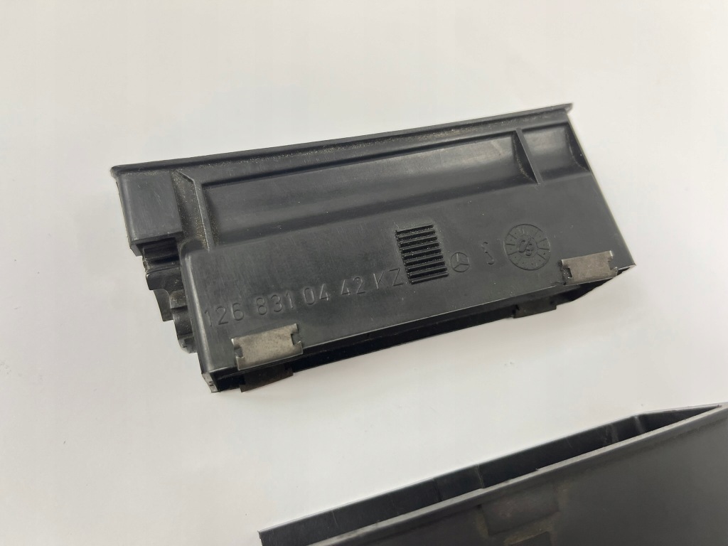 Решётка обдув правая mercedes w126 c126 se sel sec 1268310442 Киев