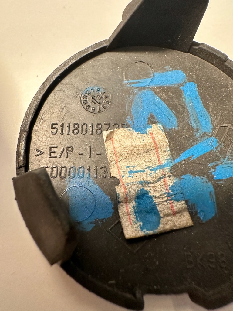 фото №3, Renault clio iv заглушка фаркоп бампера