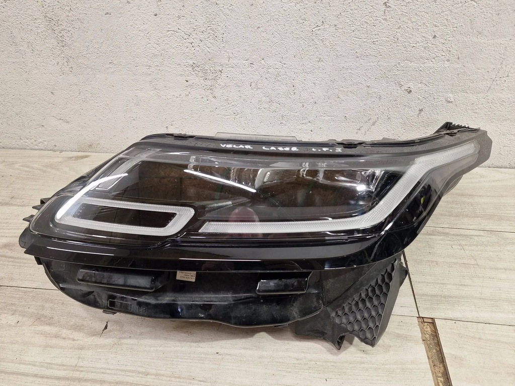 фото №1, Land rover range rover velar l560 laser m8a2-13w030-ha