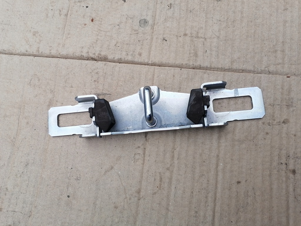 фото №1, Засов задний крышки volvo v40 ii