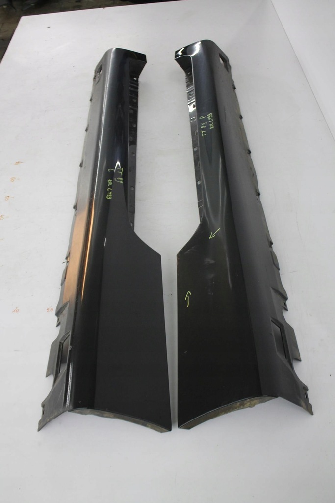 фото №1, Молдинг накладка порог левая audi tt 8j kol. ly9b