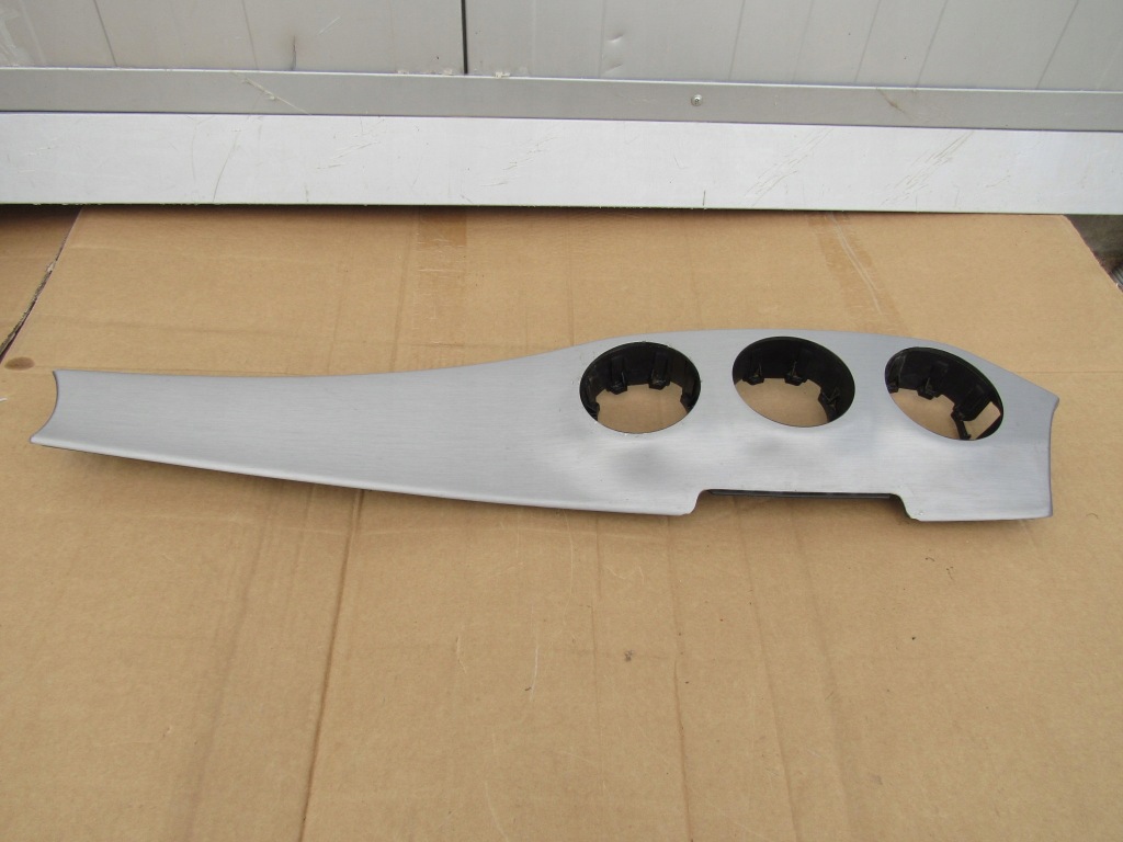 фото №1, Mercedes gla w156 dekor молдинг консоли центральной