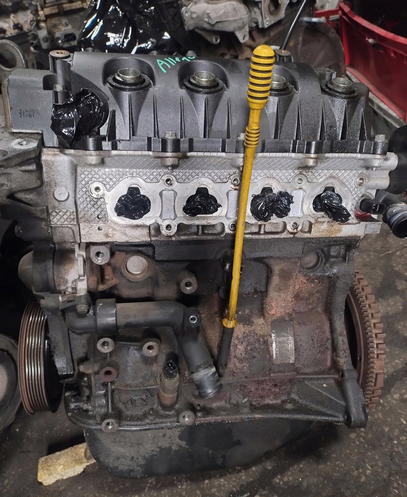 фото №1, Renault clio iii двигатель 1.2 16v d4f d740