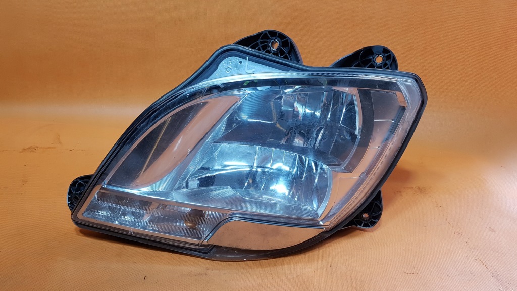 Купить Фара лампа левая daf xf 106 , cf euro 6 1835874