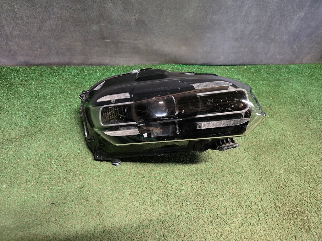 фото №1, Лампа правая перед porsche taycan 9j1 full led 9j1941032g