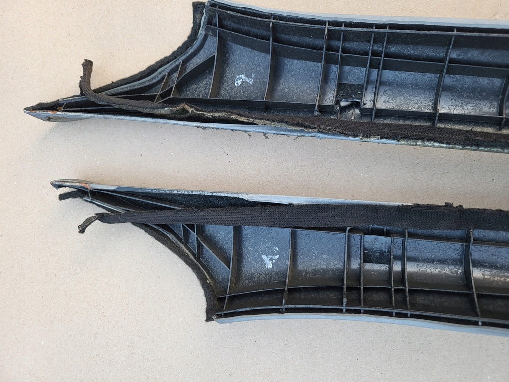 фото №10, Защита обшивка стойка a левый правый перед mercedes 190 w201 серые оригинальный номер