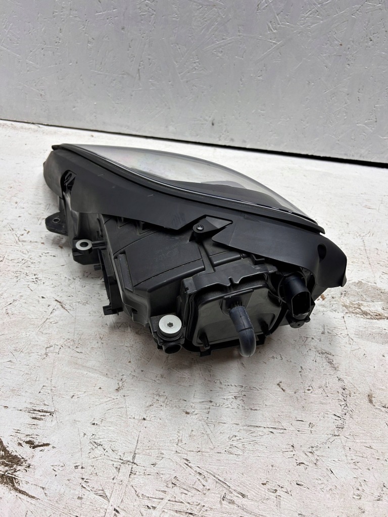 Porsche macan 95b рестайлінг  2022 ліхтарі  led перед передні комплект ліва правий Зі Шроту