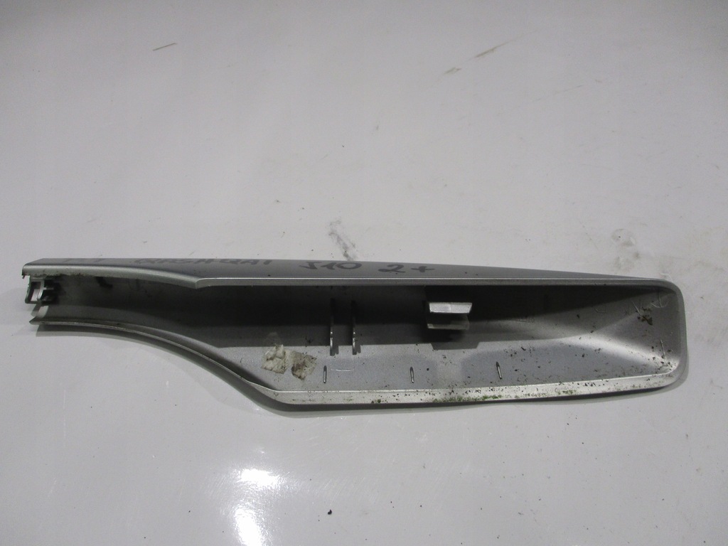 фото №5, Заглушка рейлинг правый задняя nissan qashqai j10 +2