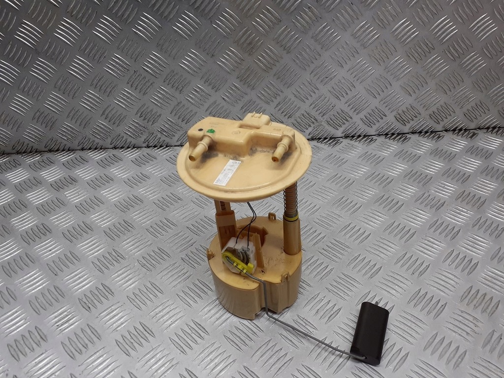 фото №1, Насос топлива renault clio iii 1.5 dci 8200263039