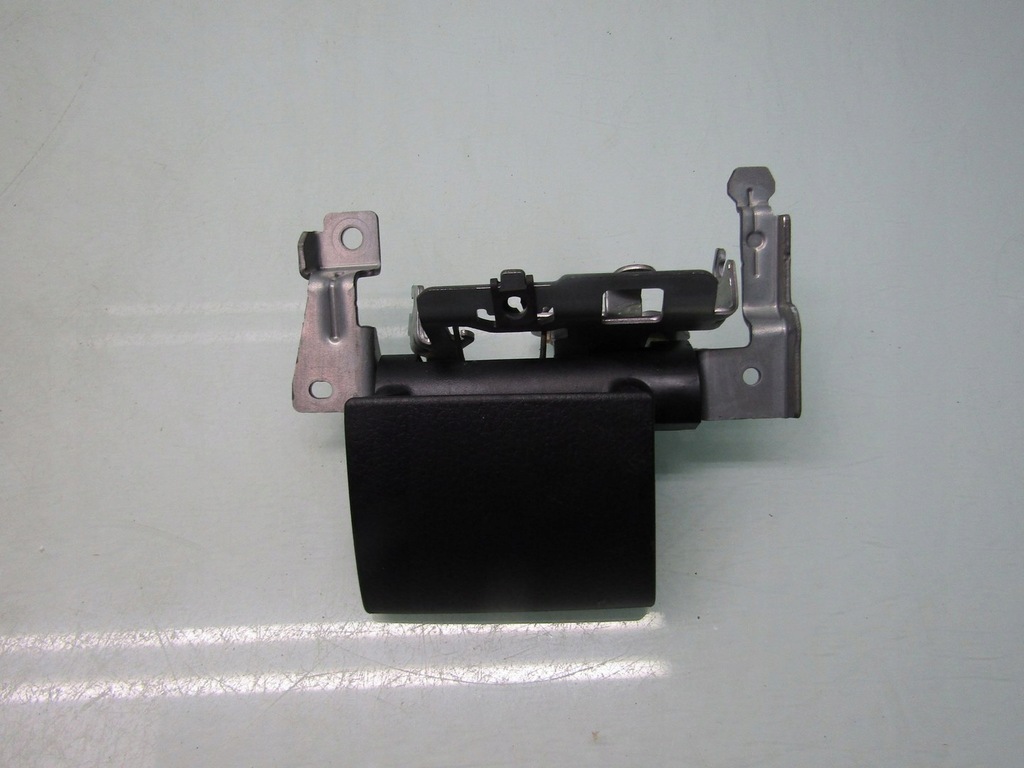 фото №1, Mazda mx-30 21r ручка дверь наружная левая задняя левый задняя задняя