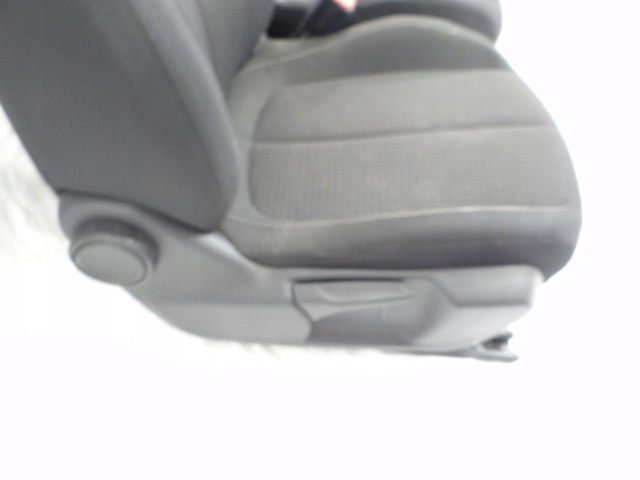 фото №12, Peugeot 308 ii t9 sw kombi сиденья заднее сиденье ремни клипсы