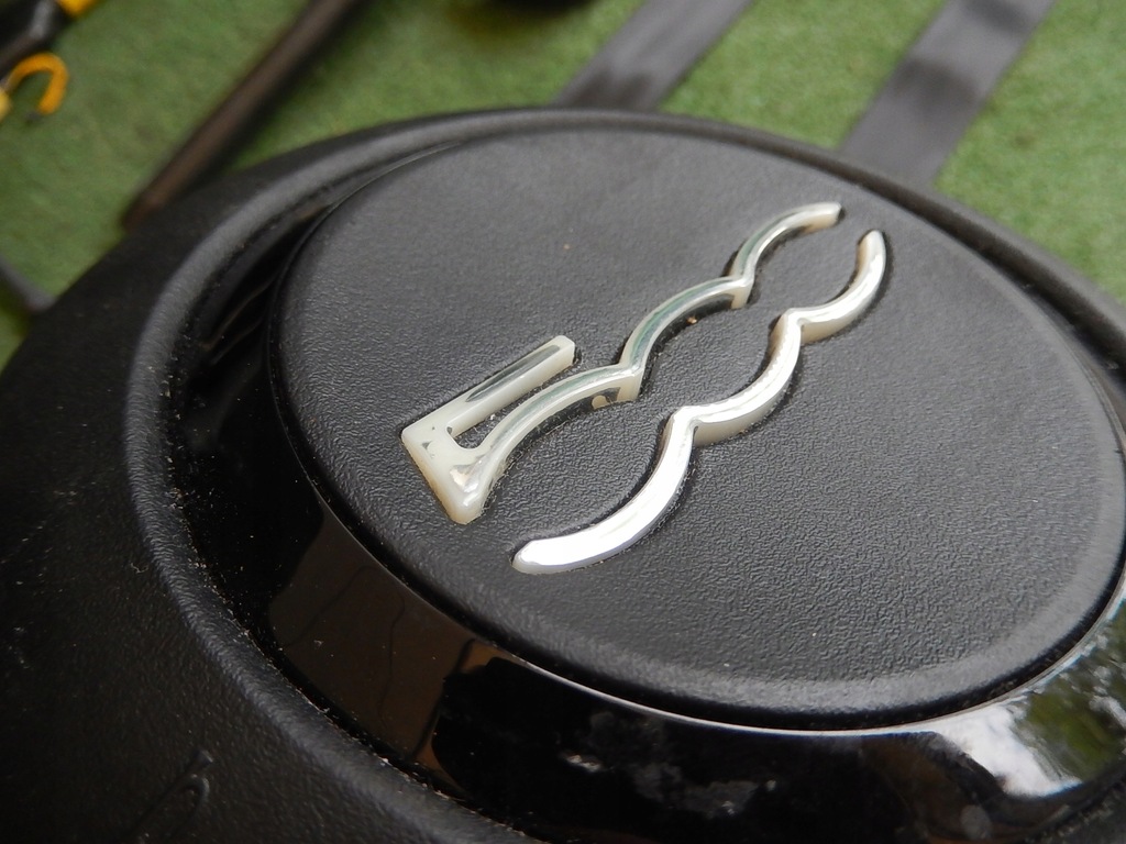 фото №5, Консоль панель приладів подушки безпеки ремені fiat 500e