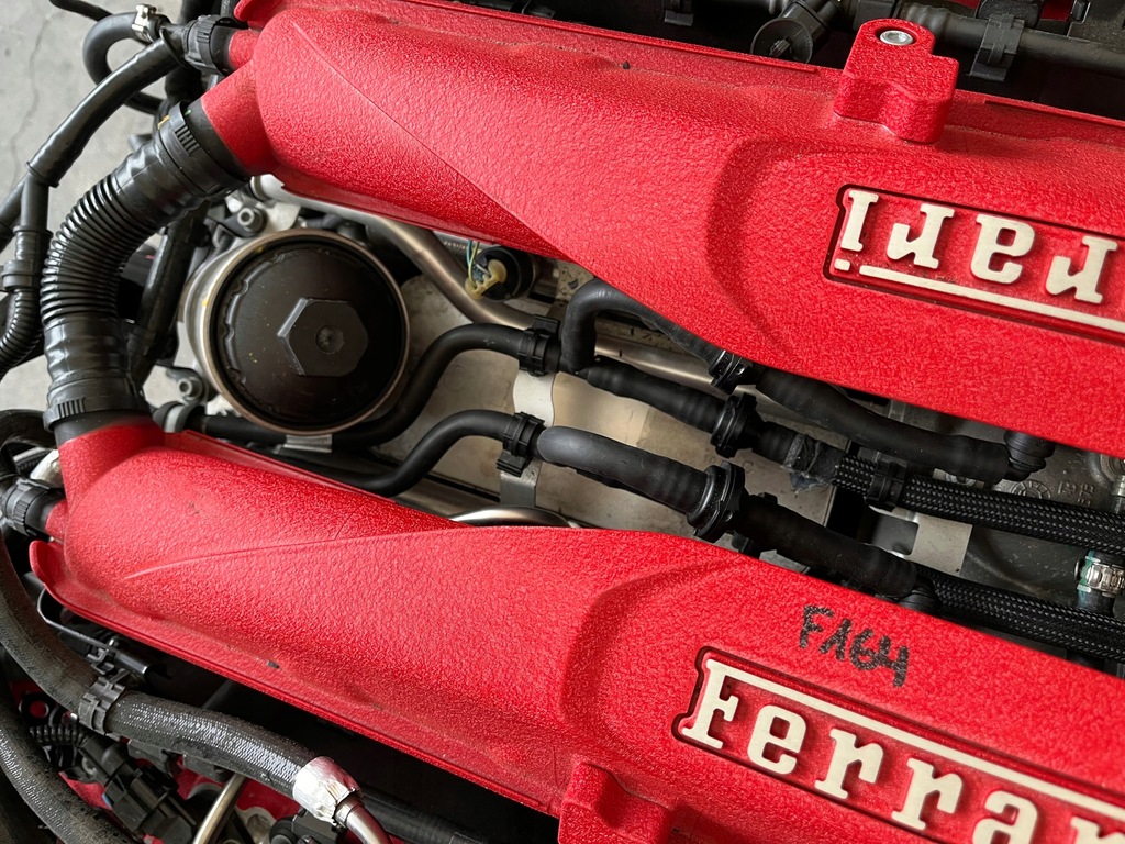 фото №6, Ferrari portofino f164 двигун kompletny двигун v8 двигун з номером