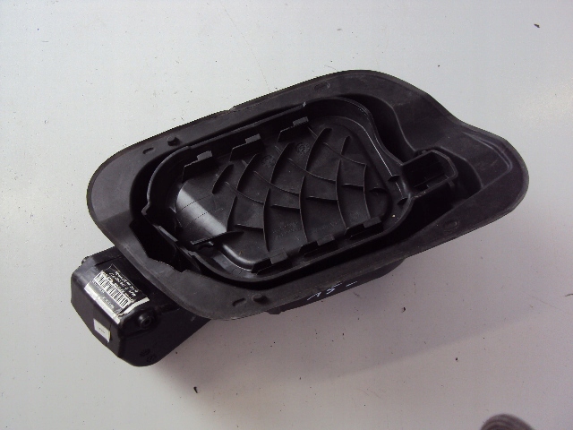 фото №1, Крышка топлива vw touran ii 2015-