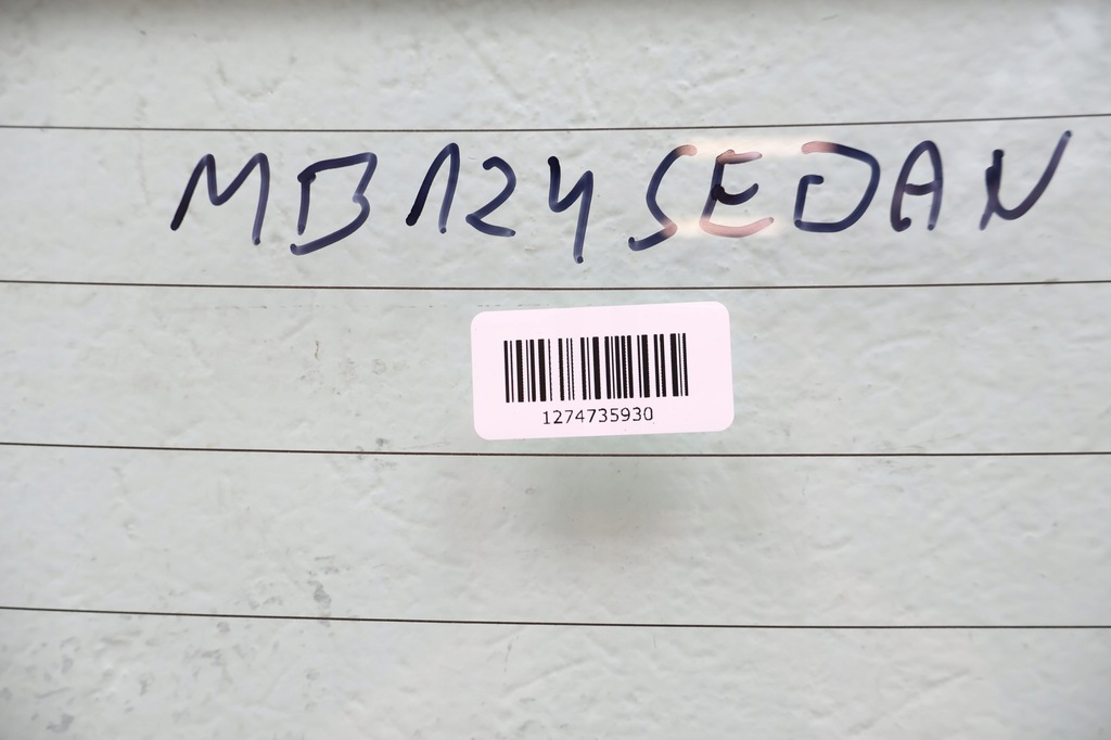 фото №9, Mercedes-benz w124 sedan стекло задняя