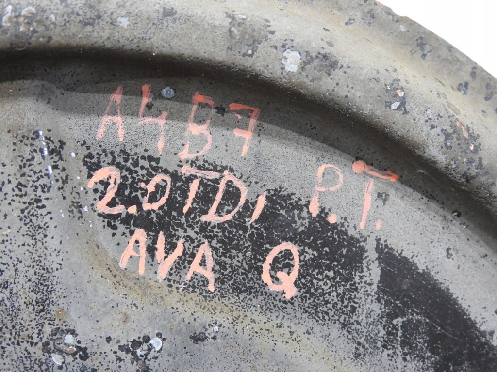 Купити Ступиця поворотний кулак праві задній з abs a4 b7 2.0 tdi