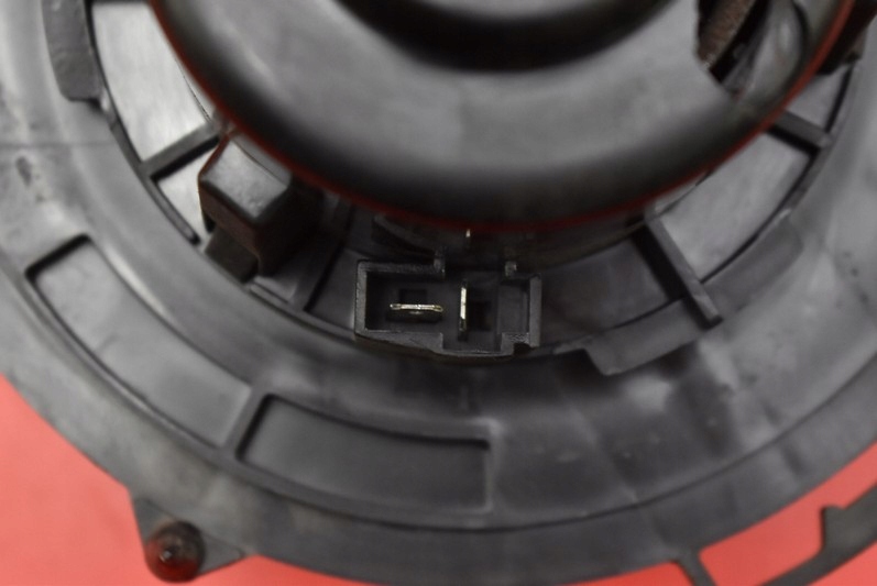 фото №7, Воздуходувка вентилятор обдув eu nrf2002221 mazda 5 1 i cr 05-10