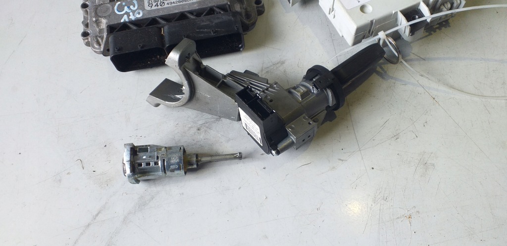 фото №3, Alfa romeo giulietta 2.0jtdm 170 бортовий комп'ютер двигуна