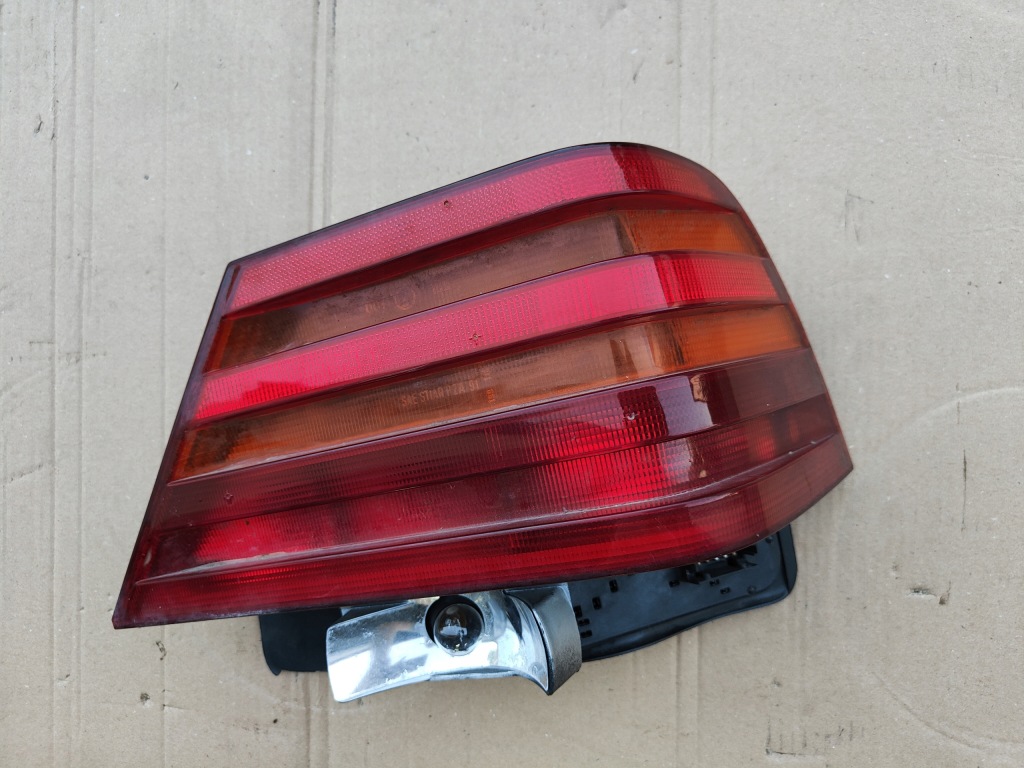 фото №1, Лампа правая задняя задняя задняя mercedes w140