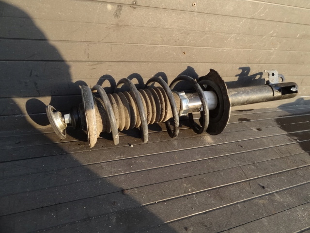 фото №1, Peugeot 108 2016 1,0 амортизатор передний правый org