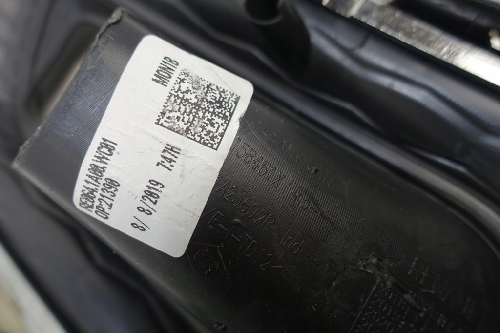 фото №7, Решётка бампера правый перед renault kadjar lift