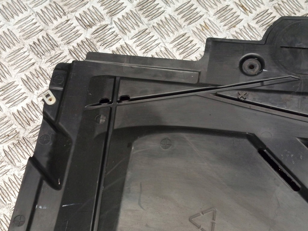 Mini оригинальный номер 7354879 clubman f54 защита плита подвеска бака левая Доставка