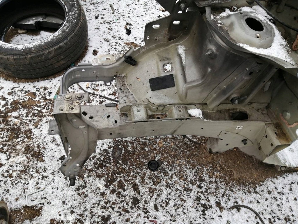 фото №2, Citroen c3 iii чверть лонжерон права перед