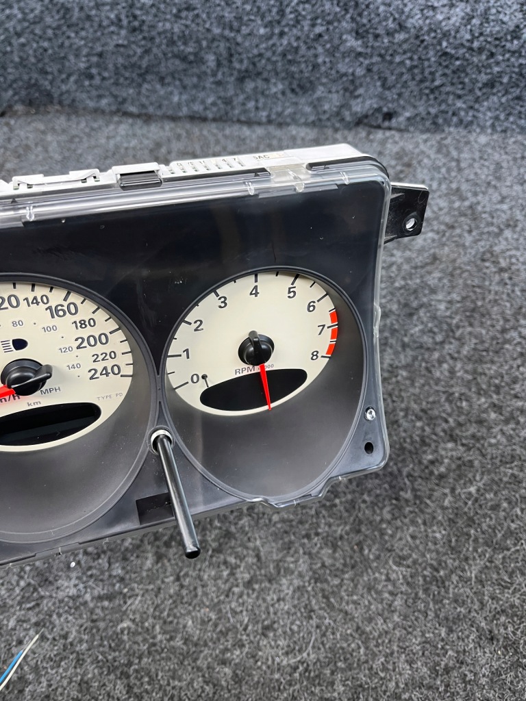 Chrysler pt cruiser 2.0b панель приборы 04671816ac в Украине