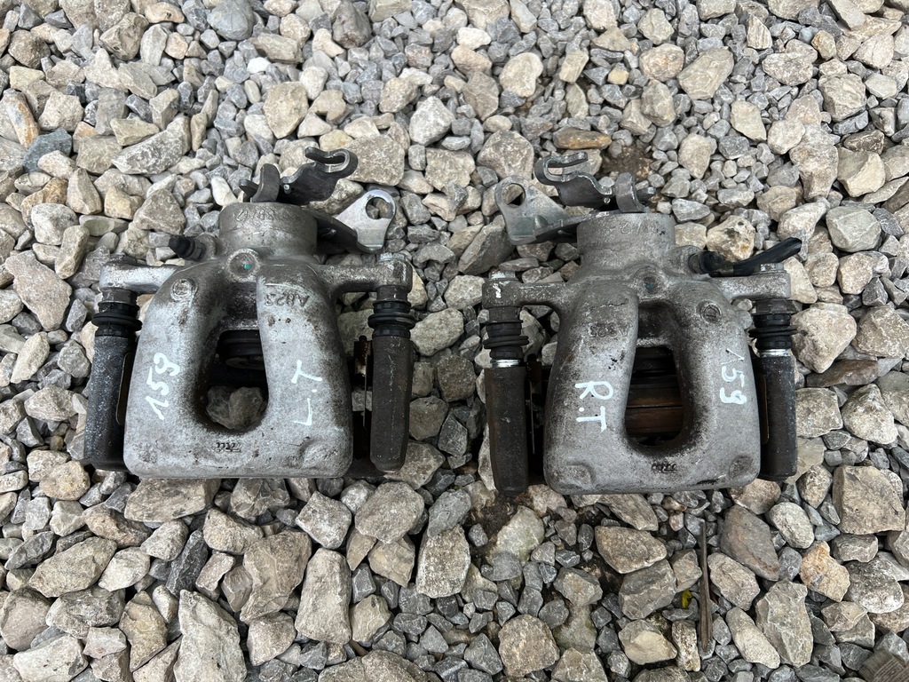 фото №1, Alfa romeo 159 brera супорт гальмівний лівий задня