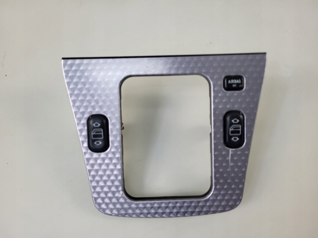 фото №1, Рамка рычаг переключения передач  передач переключатель окон mercedes slk r170 lift a1706803036