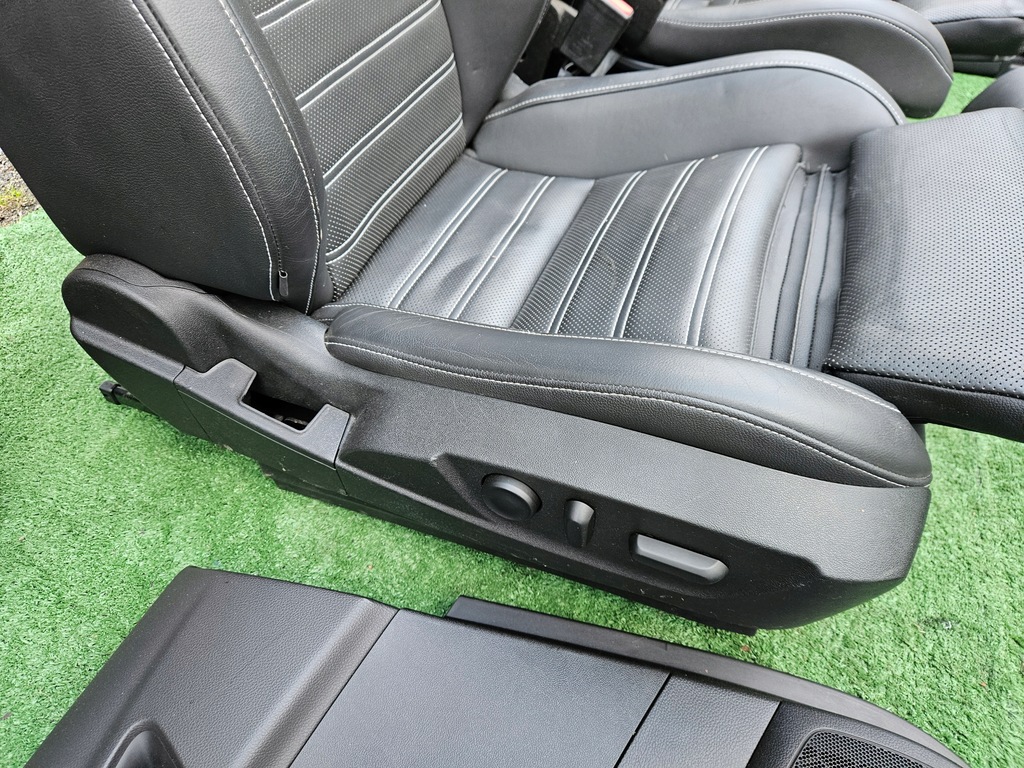 фото №9, Сиденья recaro салон заднее сиденье opel insignia a opc kombi ładne