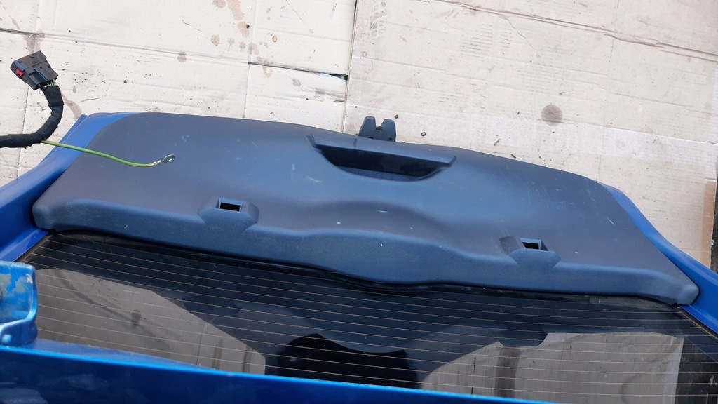 фото №5, Комплектна кришка багажника peugeot 1007 lak. kmfd