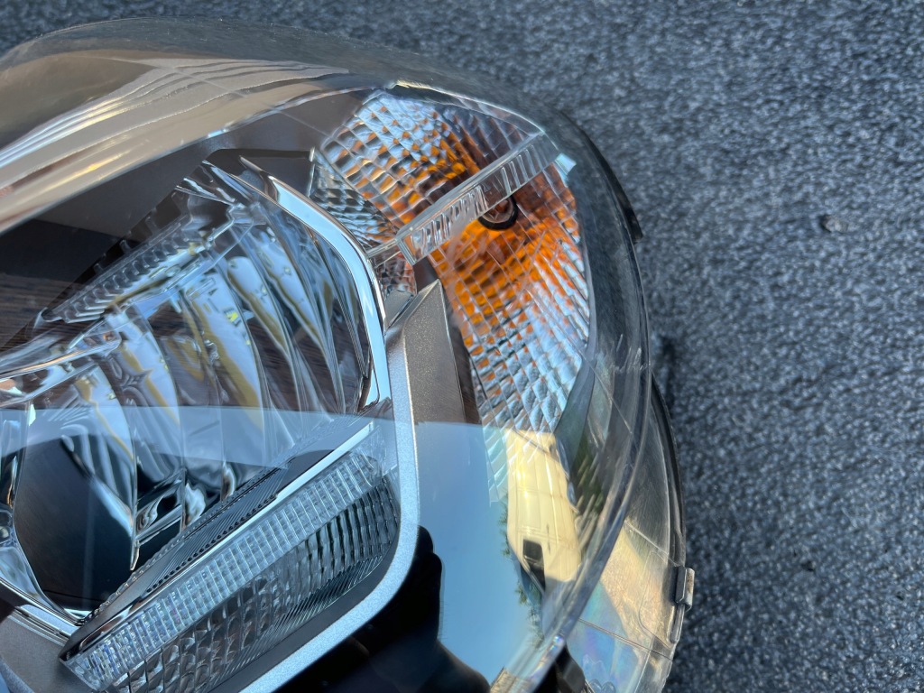 Фара ліхтарі  ліва правий перед bmw x3 x4 g01 g02 звичайна led h7 Недорого