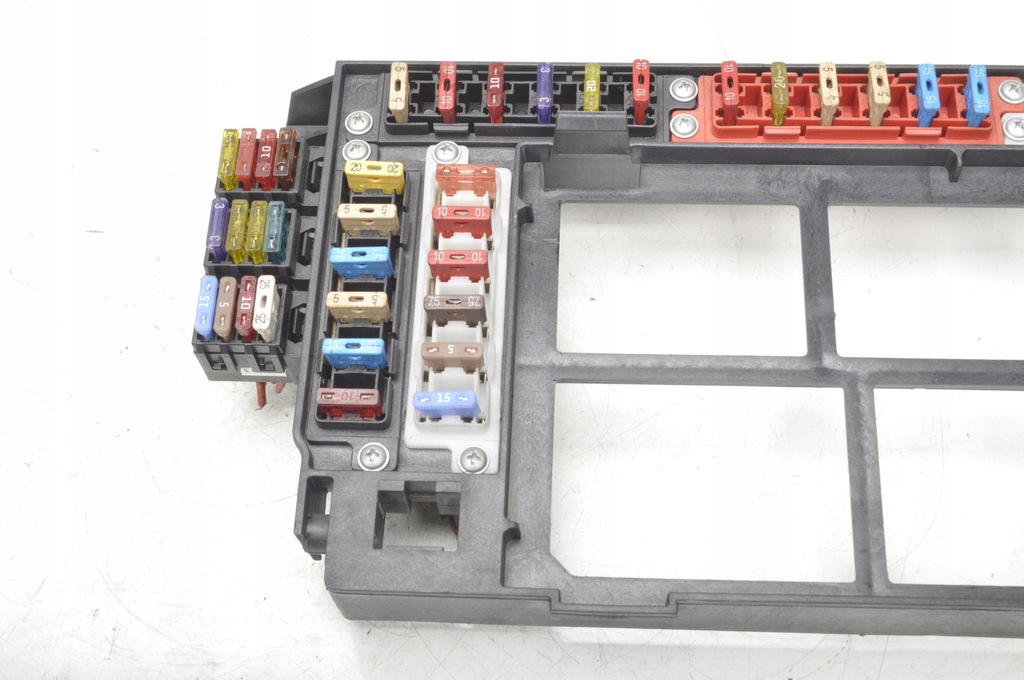 фото №5, Iveco stralis 420 коробка предохранителей