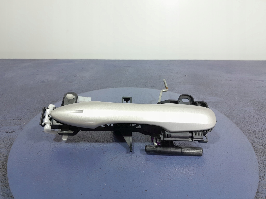 фото №1, Toyota camry viii xv70 17- ручка дверь перед правая eu 4x1