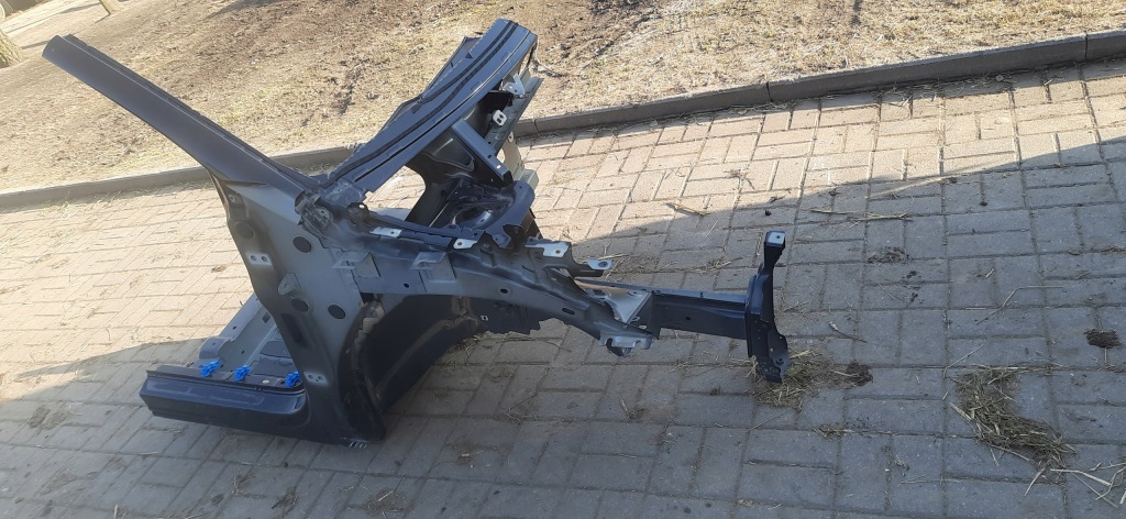 Купити Citroen ds7 лонжерон права блок двигуна правий