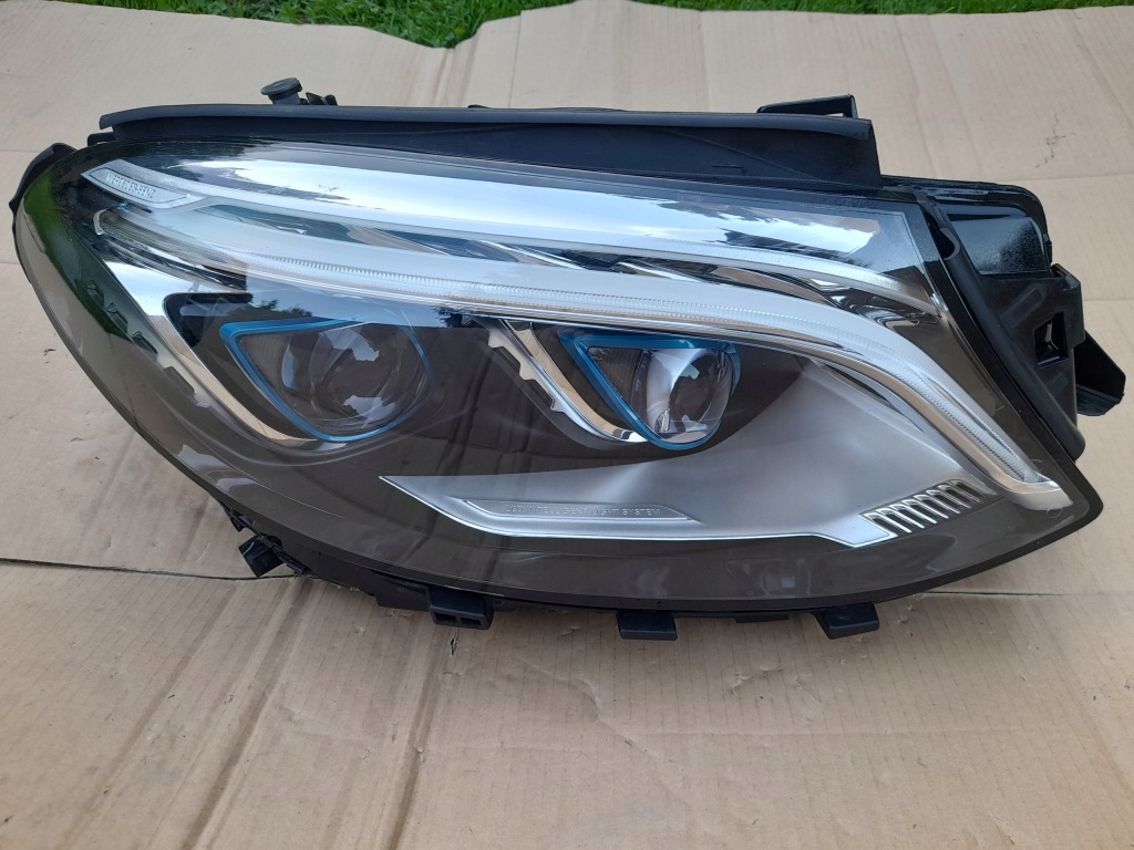 фото №1, Лампа правая mercedes gle w166 гибрид