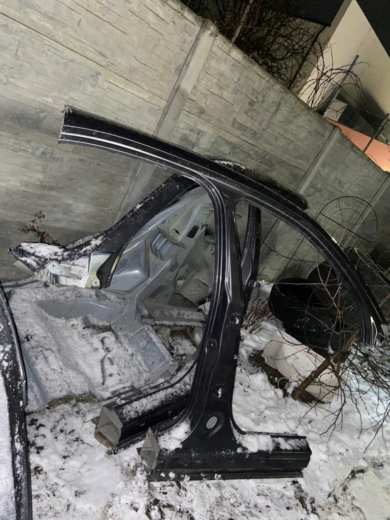 фото №1, Чверть блок двигуна a b дах права ліва alfa romeo stelvio