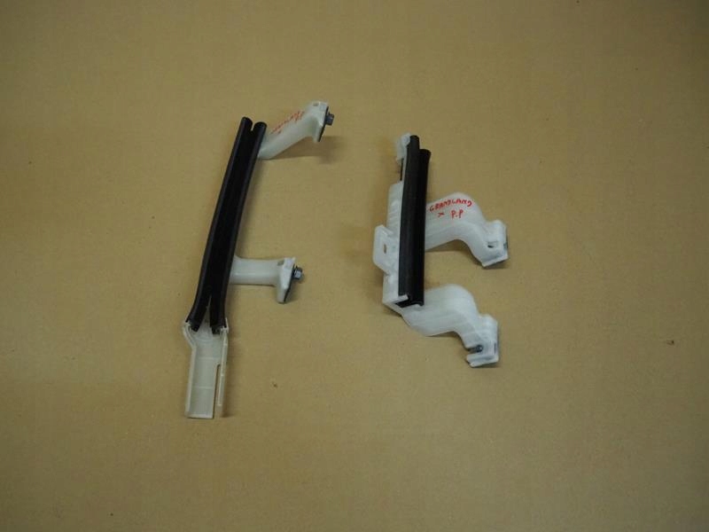 фото №1, Направляющая стекло комплект правый перед grandland x